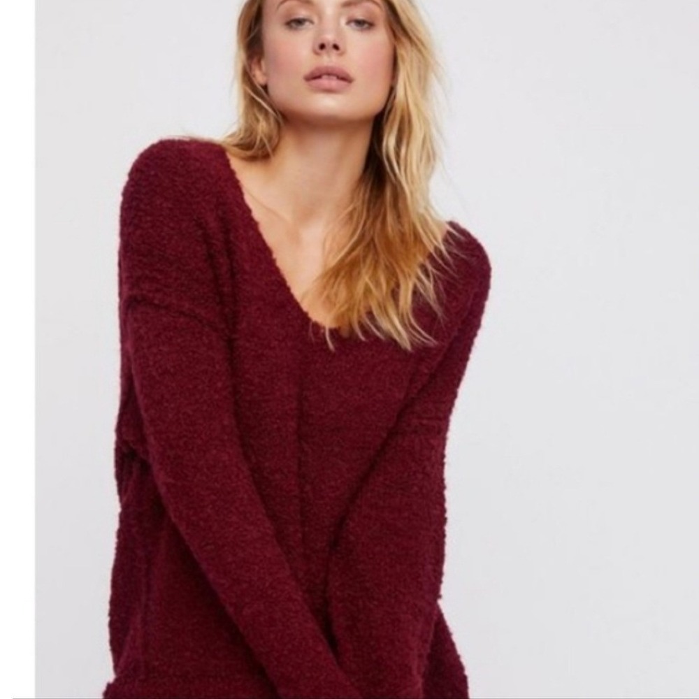 Free People Lofty Oversized V-Neck Alpaca Fuzzy Sweater Burgundy XS slouchy